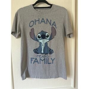 Disney Lilo & Stitch “Ohana Means Family” Graphic T-Shirt Size Small | Gray